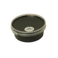 Billedet viser en rund farveprøve bøtte med maling i en ensartet, livlig og klar skiffergrå farve. Overfladen fremstår dækkende og jævn, hvilket giver et realistisk indtryk af farvens udtryk på malede overflader. Farveprøven anvendes til at vurdere nuance, dækkeevne og finish før valg af maling til større projekter. Den grå farve repræsenterer en af de farvenuancer, som findes i udvalget af træbeskyttelse.